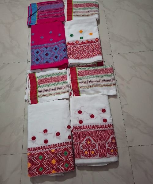 Handwoven Padmini Wool Mekhela Chador